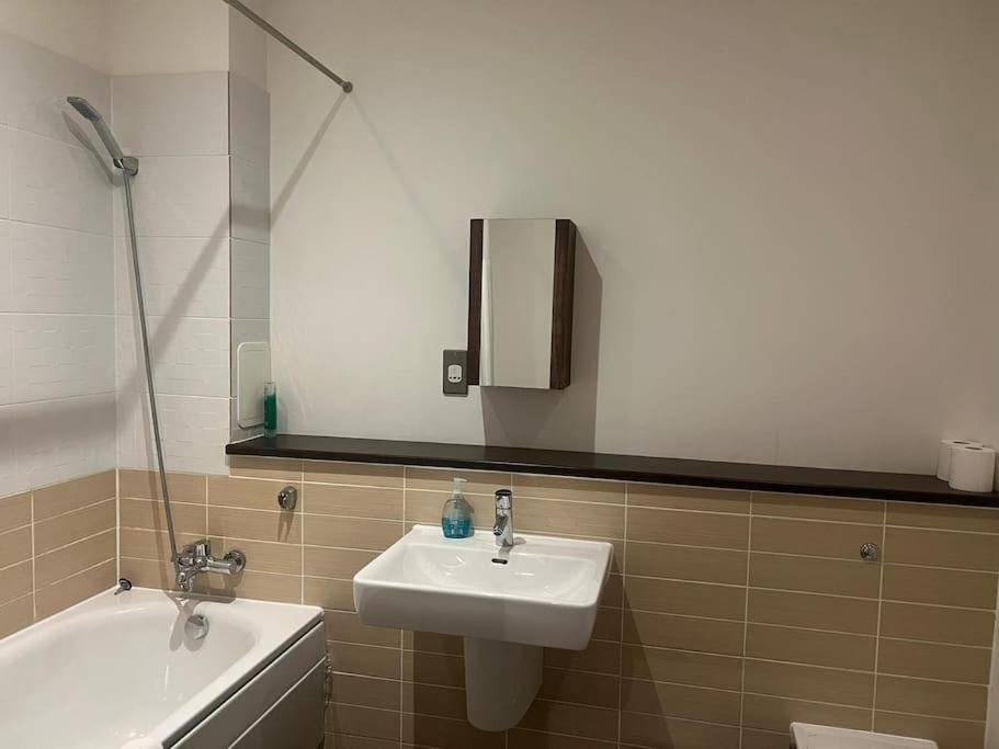 Modern 2Bd2Bath Apart Citycentre Глазго Экстерьер фото